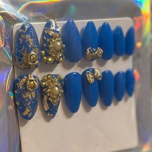 Blue and Gold Embellished Nail Set
